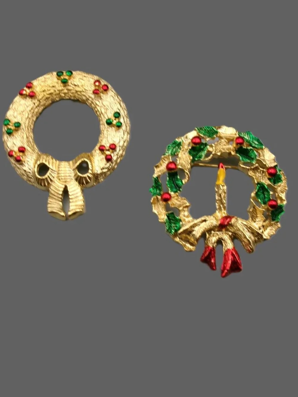 2 Gerry's Christmas Wreath Brooches, Vintage Jewelry Lot